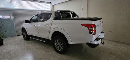 MITSUBISHI-L200 TRITON-2018