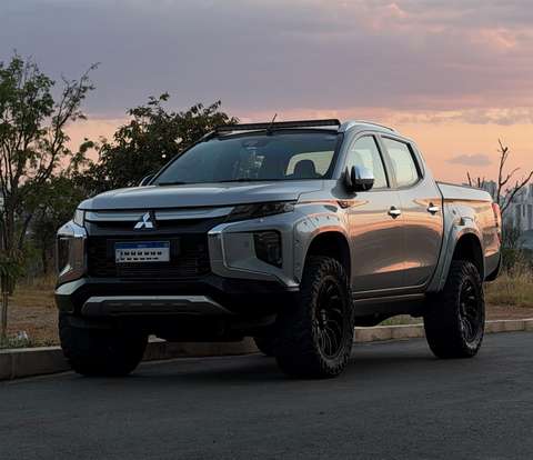 MITSUBISHI-L200 TRITON-2022