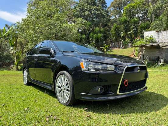 MITSUBISHI-LANCER-2015