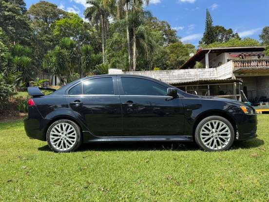 MITSUBISHI-LANCER-2015