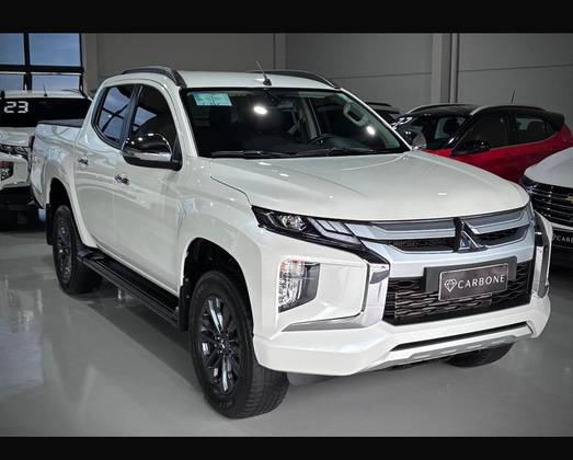 MITSUBISHI TRITON 2.4 BITURBO DIESEL CD HPE 4X4 AUTOMÁTICO