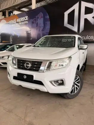 NISSAN FRONTIER 2.3 16V TURBO DIESEL XE CD 4X4 AUTOMÁTICO