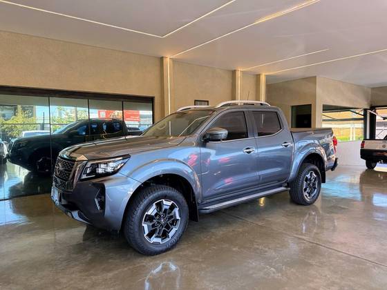 NISSAN FRONTIER 2.3 16V TURBO DIESEL PLATINUM CD 4X4 AUTOMÁTICO