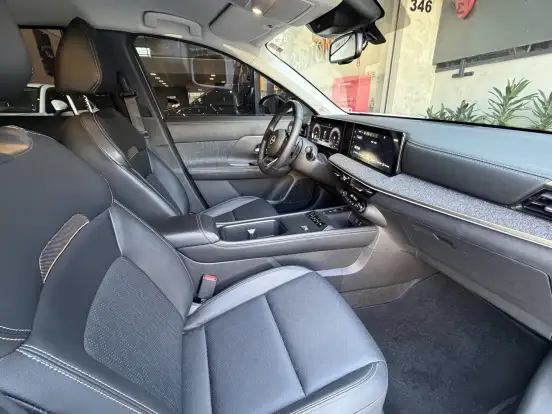 NISSAN-KICKS-2025