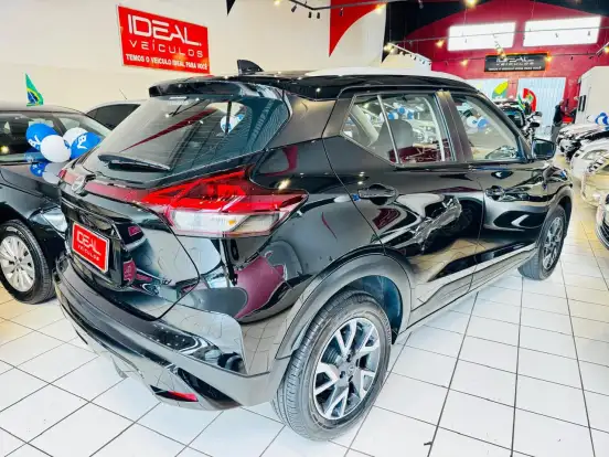 NISSAN-KICKS-2023