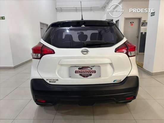 NISSAN-KICKS-2018