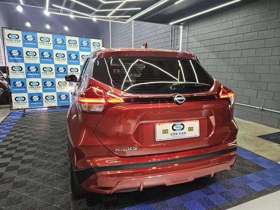 NISSAN-KICKS-2023