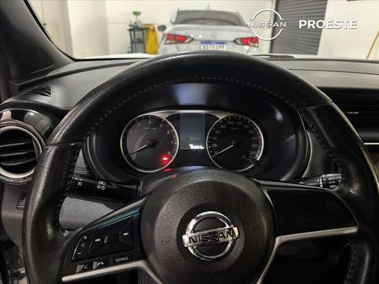 NISSAN-KICKS-2018