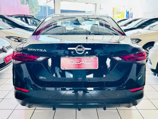 NISSAN-SENTRA-2023