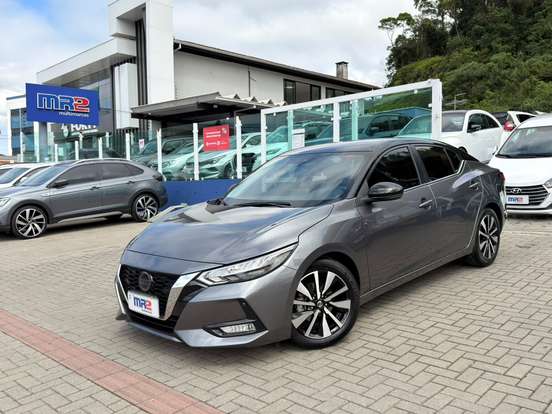 NISSAN-SENTRA-2023