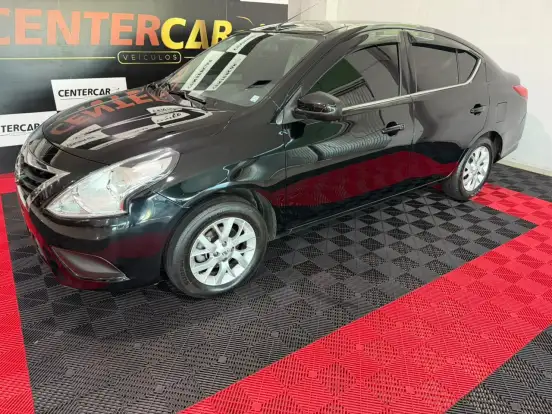 NISSAN-VERSA-2017