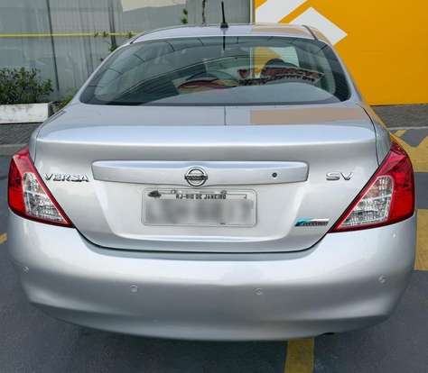 NISSAN-VERSA-2014