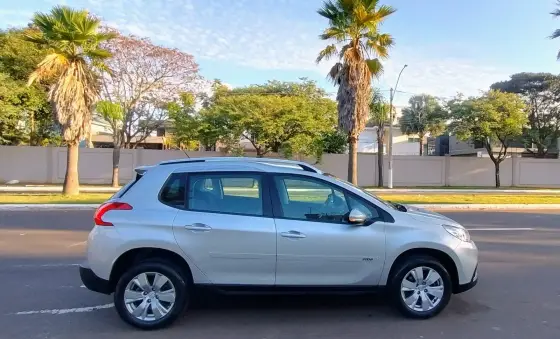 PEUGEOT 2008 1.6 16V FLEX ALLURE 4P AUTOMÁTICO