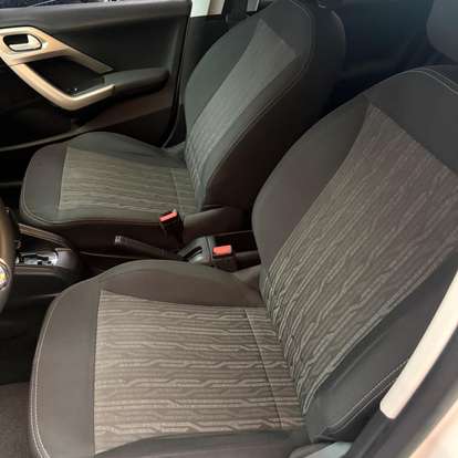 PEUGEOT-2008-2021