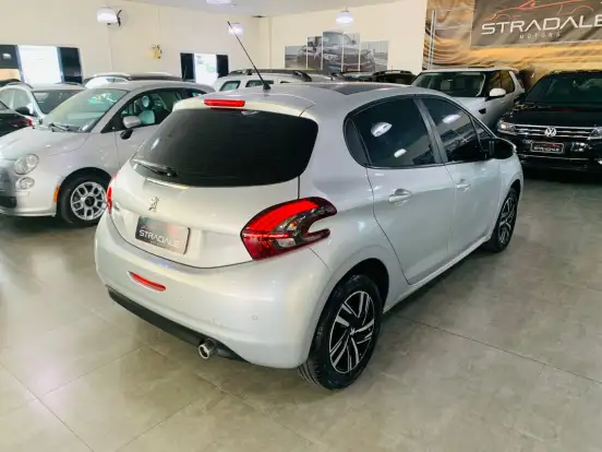 PEUGEOT-208-1.6 ALLURE 16V FLEX 4P AUTOMÁTICO PEUGEOT-208-2016