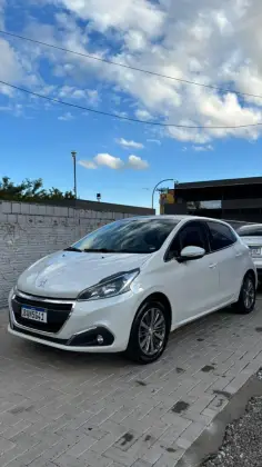 PEUGEOT 208 1.6 GRIFFE 16V FLEX 4P AUTOMÁTICO