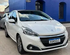 PEUGEOT 208 1.6 GRIFFE 16V FLEX 4P MANUAL PEUGEOT 208 1.6 GRIFFE 16V FLEX 4P MANUAL