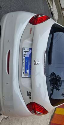 PEUGEOT-208-2013