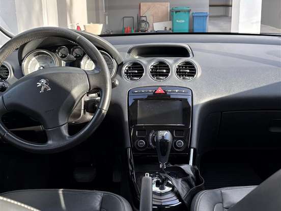 PEUGEOT-308-1.6 ALLURE THP 16V FLEX 4P AUTOMÁTICO PEUGEOT-308-2016