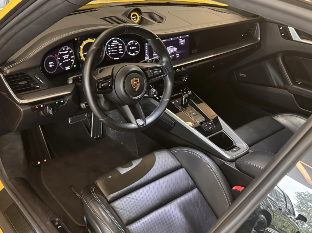 Porsche 911 — foto 12