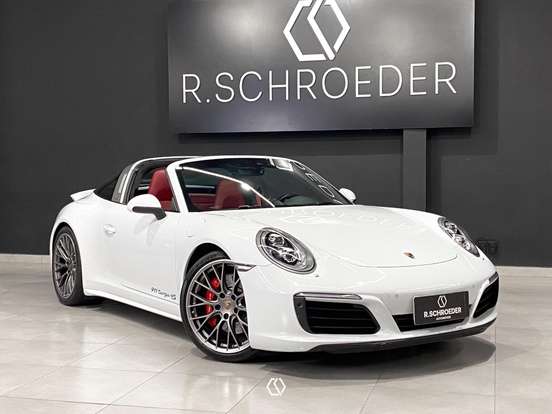 PORSCHE-911-2016