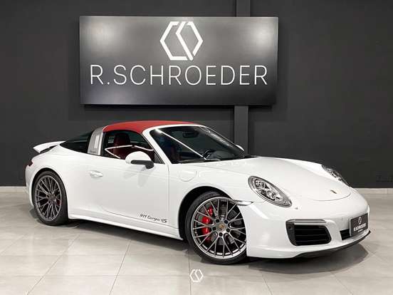 PORSCHE-911-2016