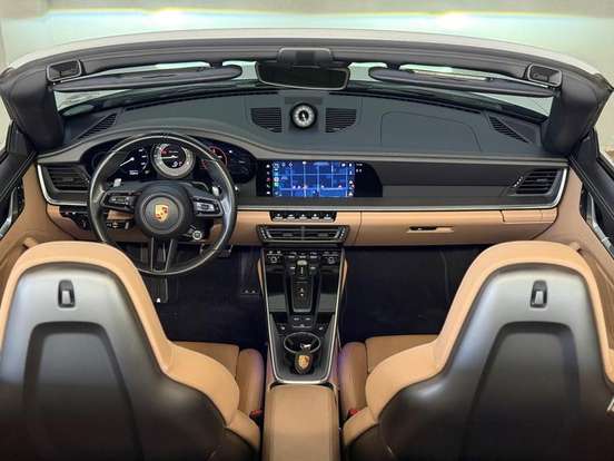 PORSCHE-911-2023
