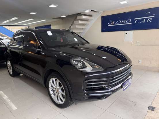 PORSCHE-CAYENNE-2019