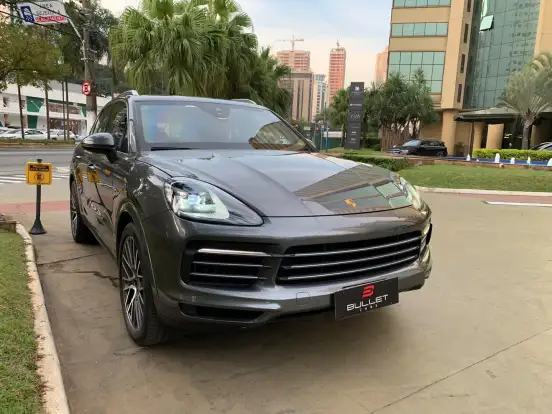PORSCHE-CAYENNE-2019