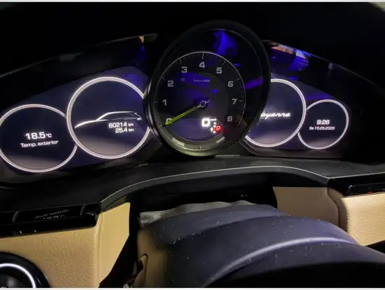 PORSCHE-CAYENNE-2019