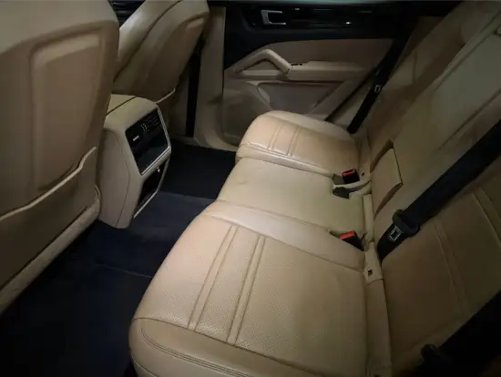PORSCHE-CAYENNE-2019