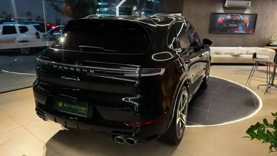PORSCHE-CAYENNE-2024