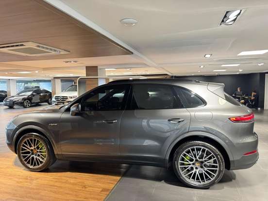 PORSCHE-CAYENNE-3.0 V6 E-HYBRID AWD TIPTRONIC S PORSCHE-CAYENNE-2020