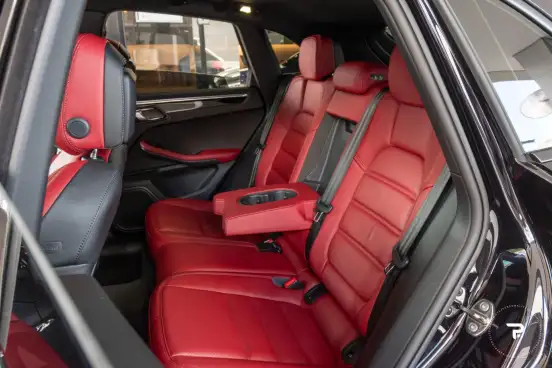 PORSCHE-MACAN-2025