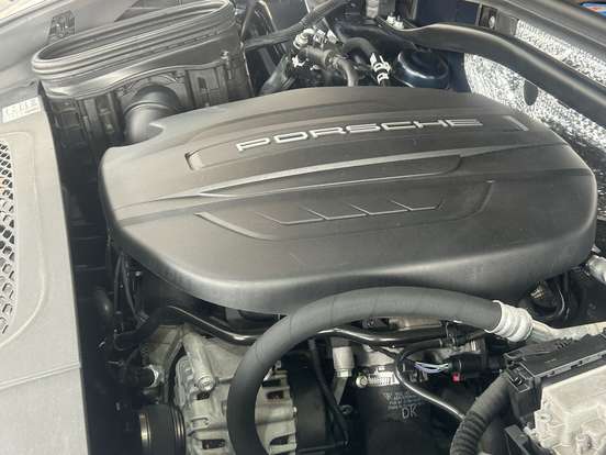 PORSCHE-MACAN-2.0 16V GASOLINA 4P AUTOMÁTICO PORSCHE-MACAN-2019