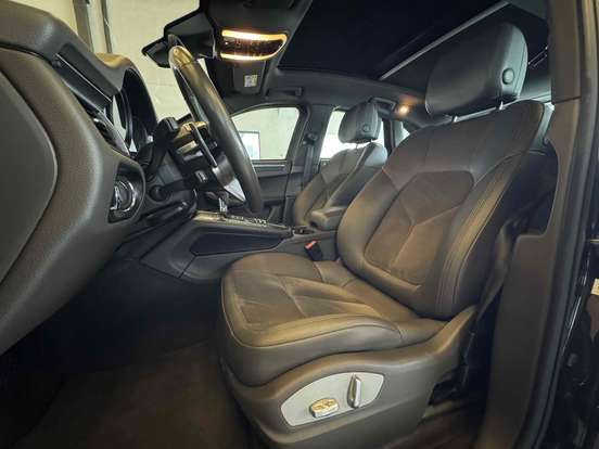 PORSCHE-MACAN-2.0 16V GASOLINA 4P AUTOMÁTICO PORSCHE-MACAN-2017
