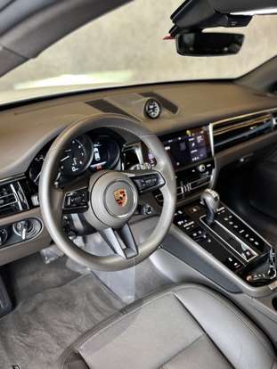 PORSCHE-MACAN-2025