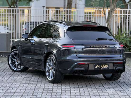 PORSCHE-MACAN-2023
