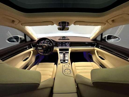 PORSCHE-PANAMERA-2022