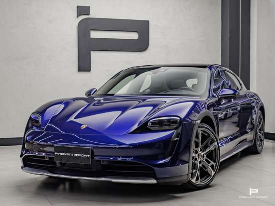 PORSCHE-TAYCAN-2022
