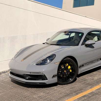 PORSCHE-718-2023