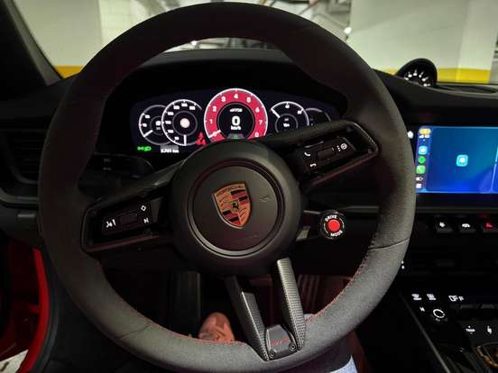 PORSCHE-911-2025