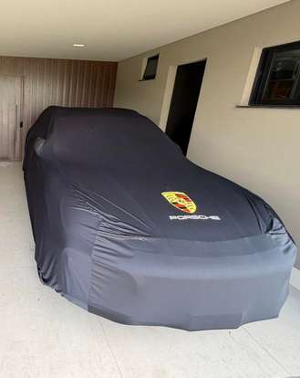 PORSCHE-CAYENNE-2022