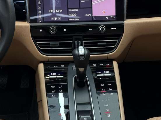 PORSCHE-MACAN-2.0 TURBO GASOLINA PDK PORSCHE-MACAN-2024