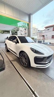 PORSCHE-MACAN-2025