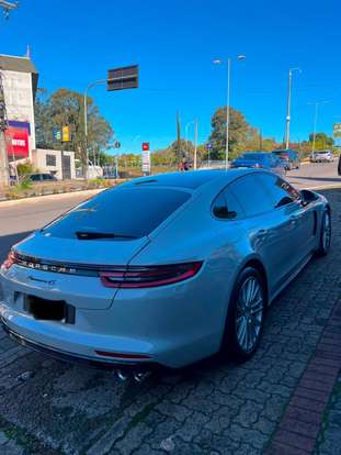 PORSCHE-PANAMERA-2016