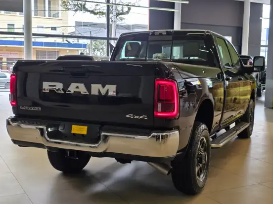 RAM-2500-6.7 I6 TURBO DIESEL LARAMIE CD 4X4 AUTOMÁTICO RAM-2500-2026