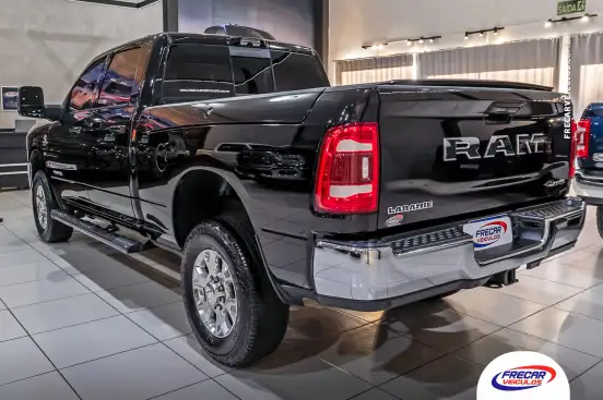 RAM-2500-6.7 I6 TURBO DIESEL LARAMIE CD 4X4 AUTOMÁTICO RAM-2500-2023
