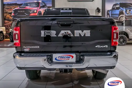 RAM-2500-6.7 I6 TURBO DIESEL LARAMIE CD 4X4 AUTOMÁTICO RAM-2500-2023