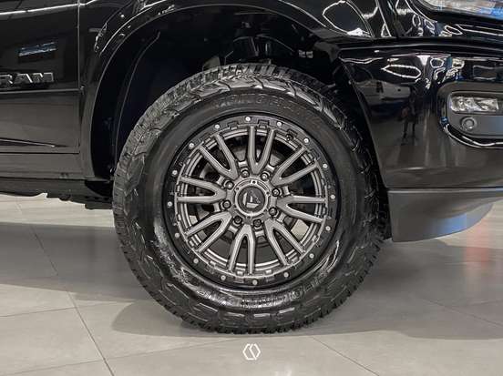 RAM-2500-6.7 I6 TURBO DIESEL LARAMIE CD 4X4 AUTOMÁTICO RAM-2500-2023